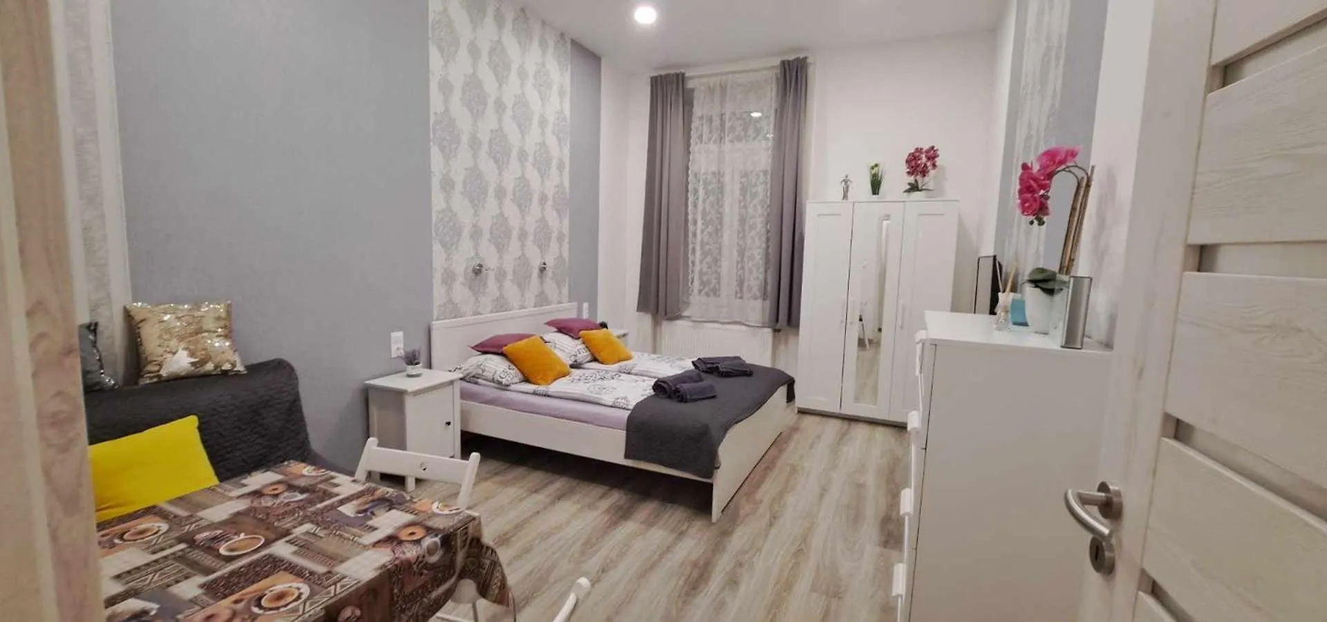 Pompár Belvárosi Apartman Szeged 0*,